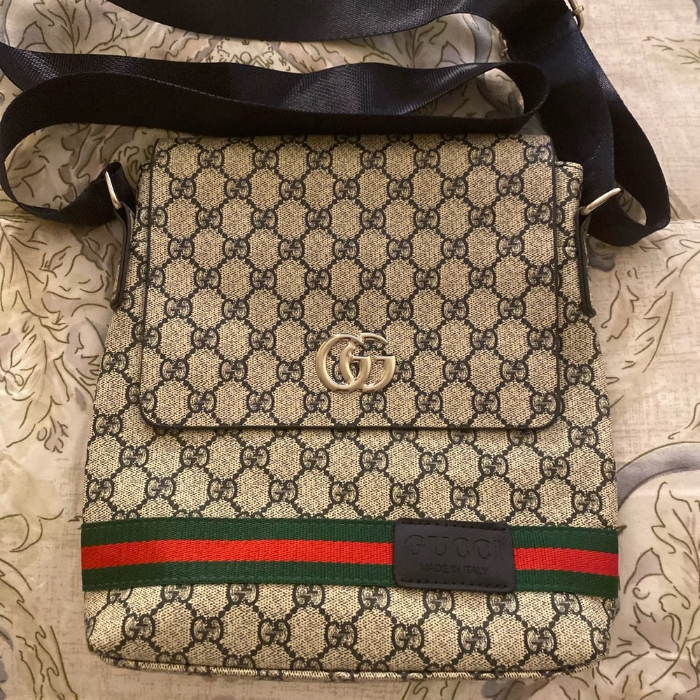 Cute Gucci crossbody